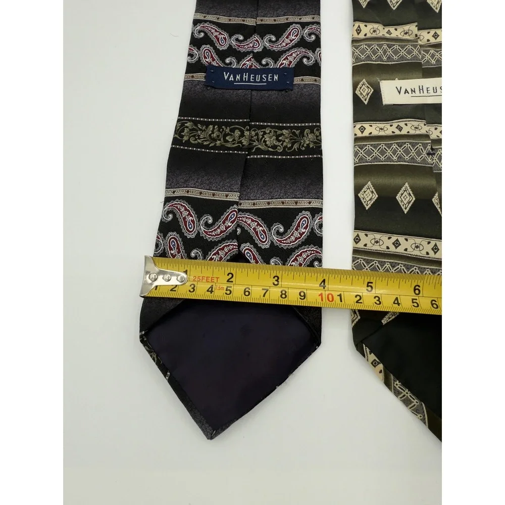 Vintage Van Heusen Silk Tie Lot 2 Paisley Diamond Mens Classic USA Korea 90s Set